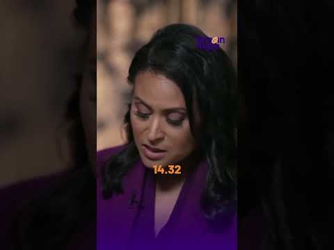 A NBC reporter tells Trump that his memecoin went up to $75,35 per token.